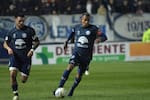 Sebastián Villa y Frank Fabra se ‘agarraron’ en el banco de Boca Juniors