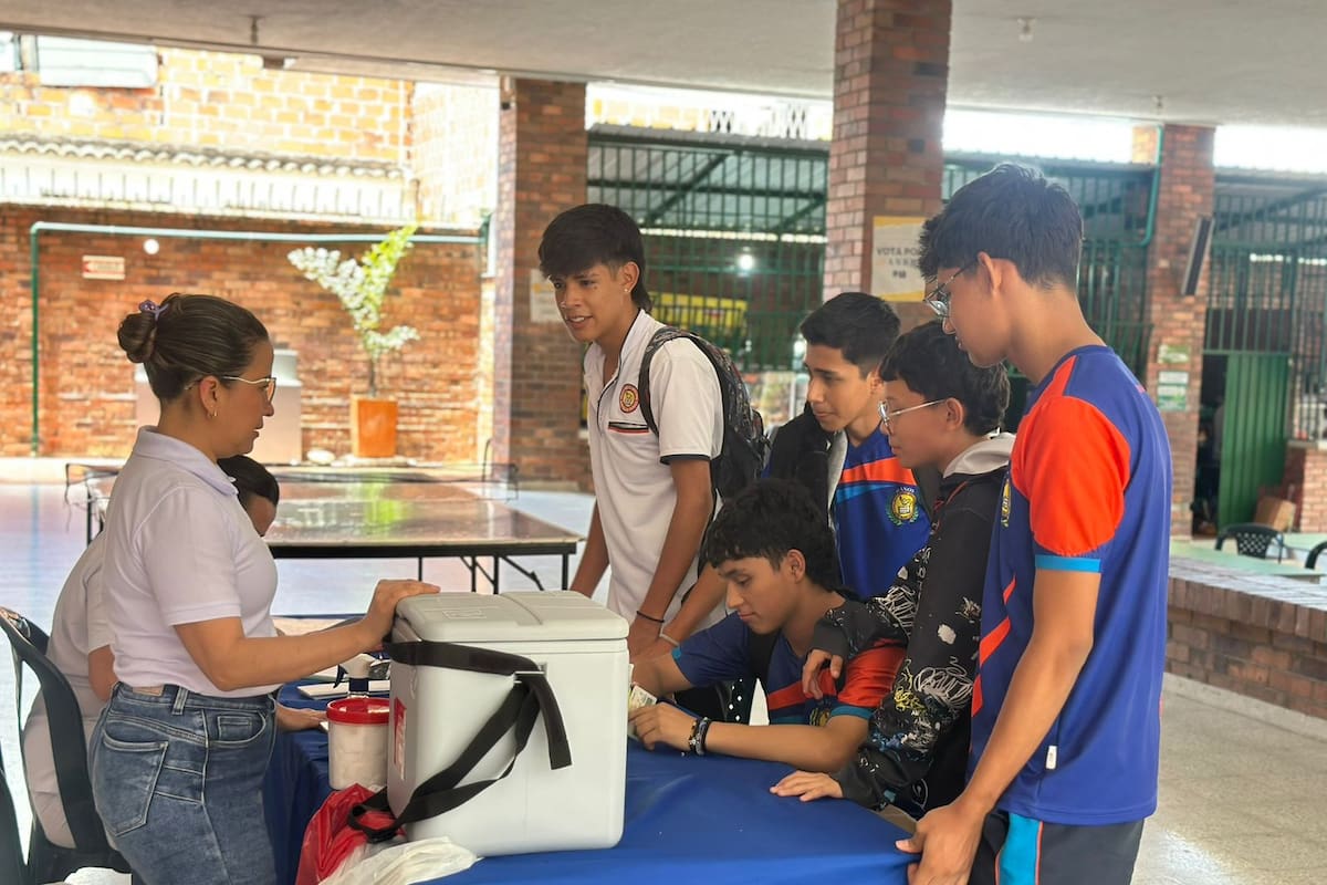 Personal de salud aplicará las dosis en colegios de Floridablanca, como parte de una estrategia para proteger a niños y adolescentes.