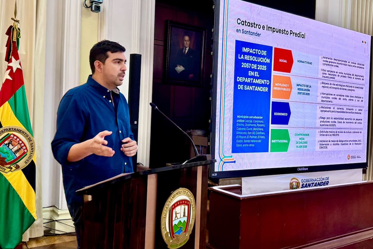 El Secretario de Planeación Diego Tamayo asegura que avanzó en la solución de la crisis generada por el aumento de los avalúos catastrales, que provocó protestas y bloqueos en varias vías del departamento. Foto: Prensa Gobernación