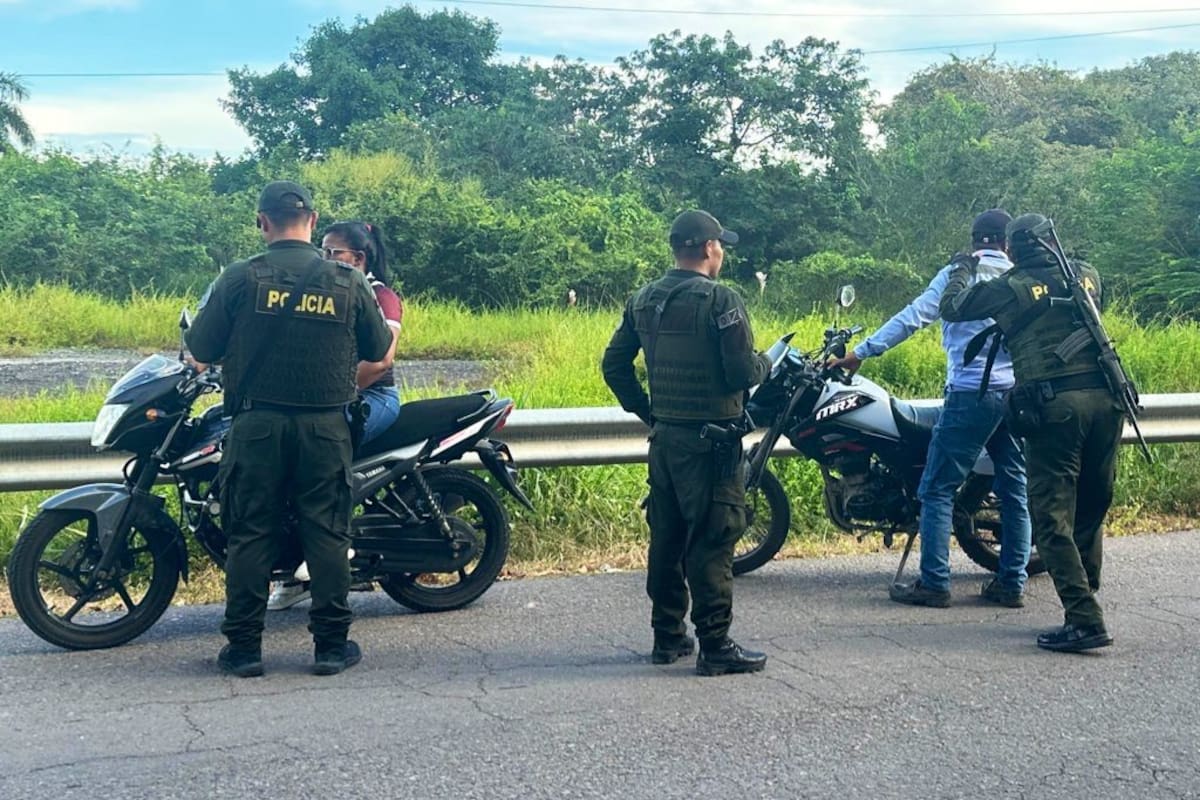 Autoridades civiles, Policía Nacional y organismos de control coordinaron las acciones de seguridad y vigilancia que acompañarán la jornada electoral en el Magdalena Medio.
Suministrada/vanguardia