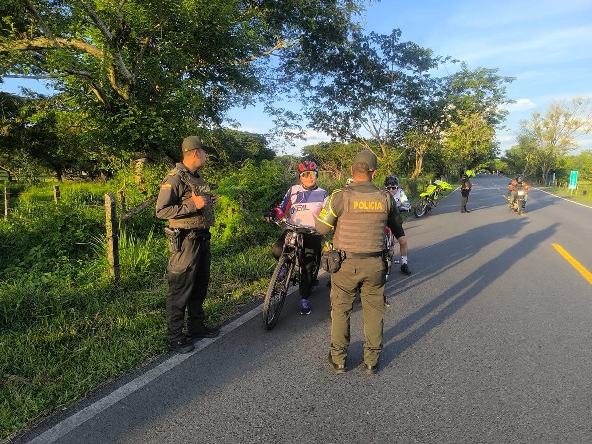 Desde este viernes se desplegó un plan especial por parte de la fuerza pública para garantizar la seguridad durante el Puente de Reyes en Barrancabermeja.
Suministrada/Vanguardia
