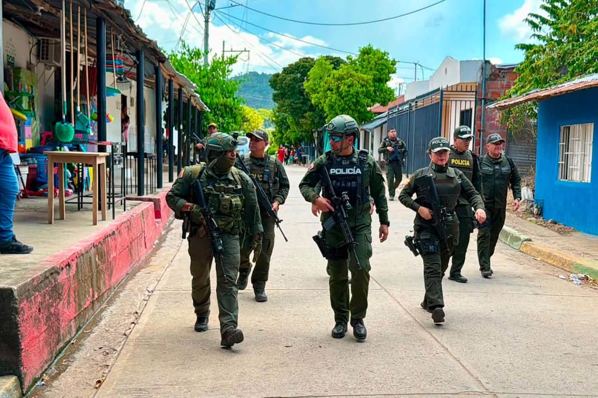 CREDHOS alertó sobre hechos de violencia que, según la organización, afectan a comunidades rurales del Magdalena Medio, entre ellos ataques con drones, asesinatos, desplazamientos y confinamientos.
Suministrada/Vanguardia