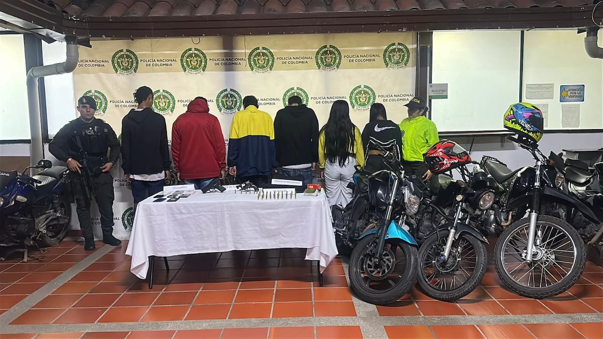 Seis adultos capturados y dos adolescentes aprehendidos
