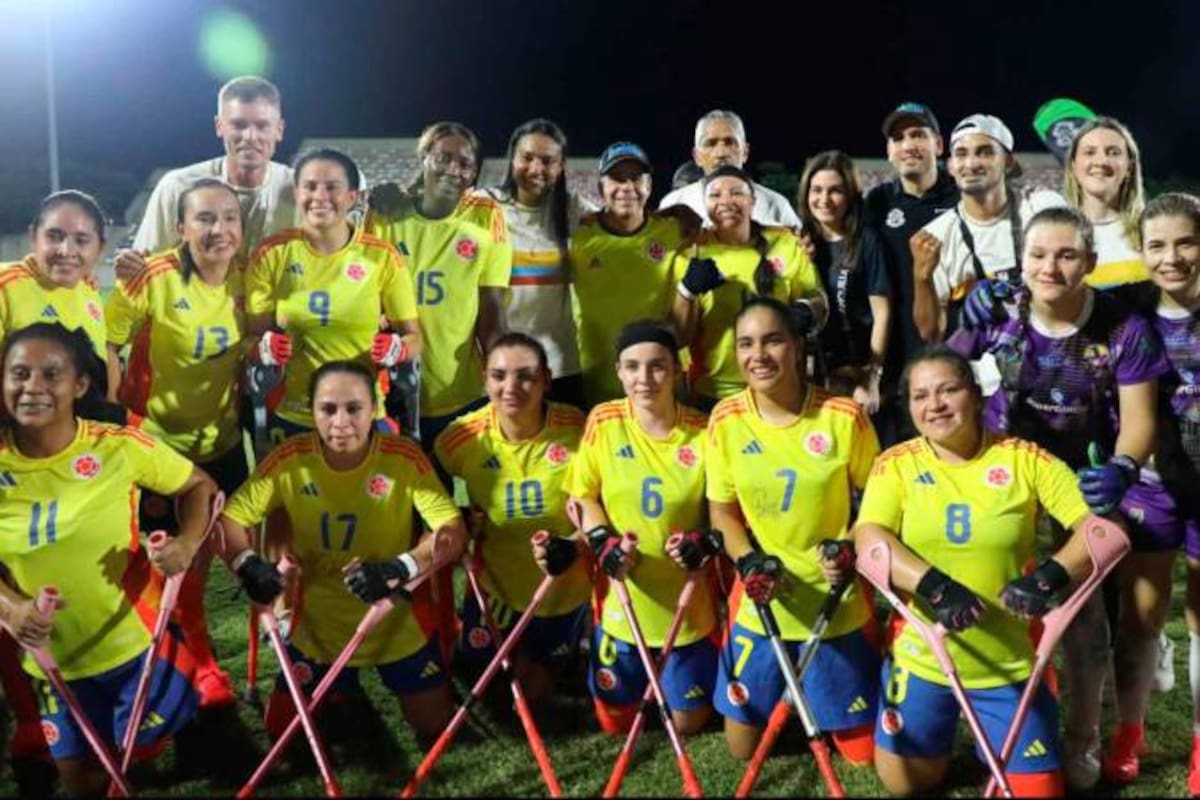 Selección Colombia Femenina de Amputados, que ganó la Copa Mundial (Foto de @AlejandroChar)