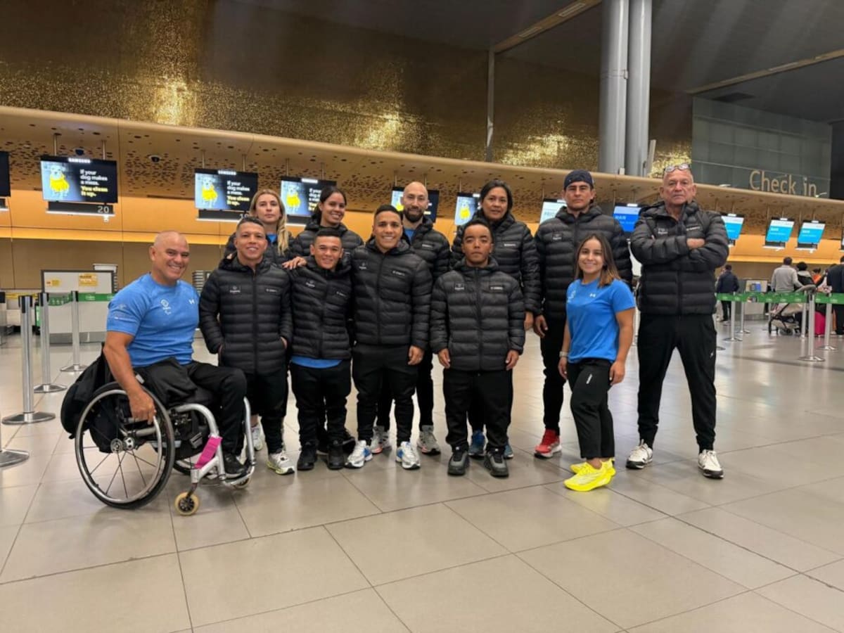 Esta es la selección Colombia de para natación que compite en la Serie Mundial de Fuji, Japón. Foto: Comité Paralímpico Colombiano.
