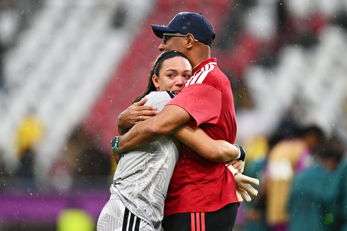 El partido parecía irse a los penaltis hasta que Génesis Loboa apareció en el tiempo añadido. Su gol le dio a Colombia una clasificación agónica y una nueva oportunidad de soñar con la final. @Conmebol