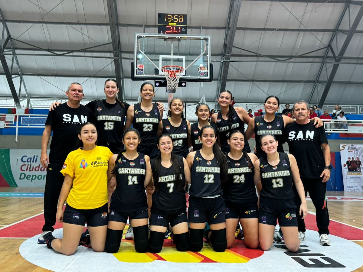 La selección femenina de baloncesto de Santander se quedó con el título de Campeón Nacional Sub-18 en el torneo clasificatorio para los Juegos de la Juventud 2024. (Foto: suministrada / VANGUARDIA).