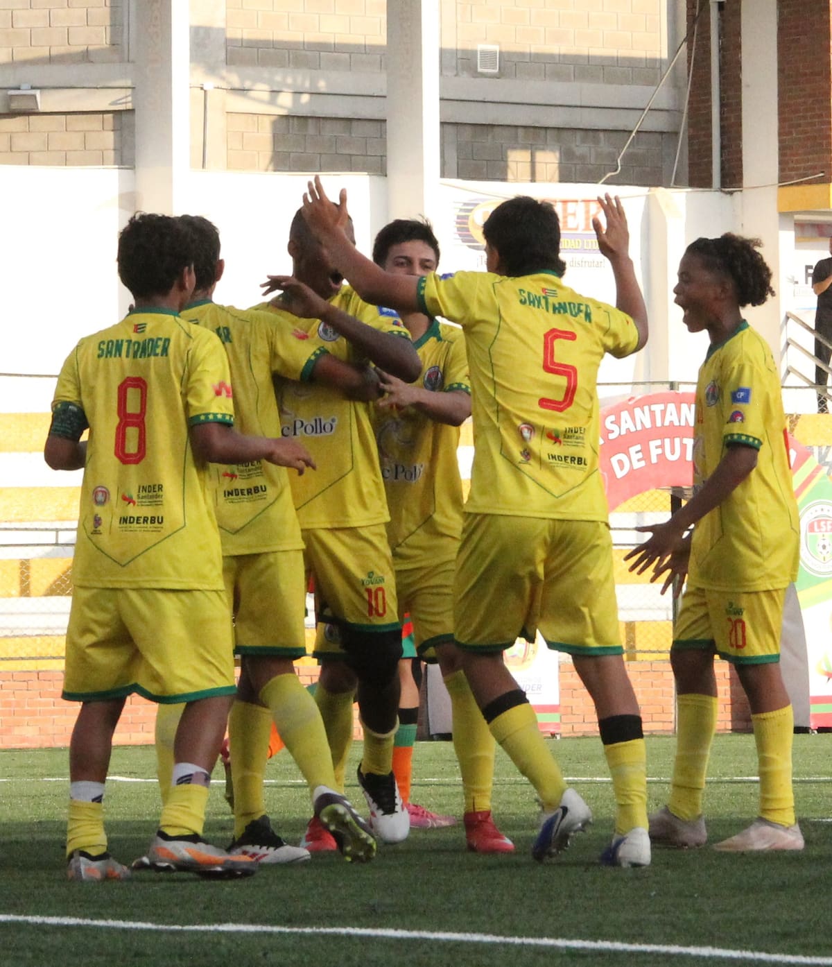 La selección Santander Sub-13 venció a Norte de Santander en su debut en la final del Campeonato Nacional de la categoría disputado en Medellín. Foto: LSF.