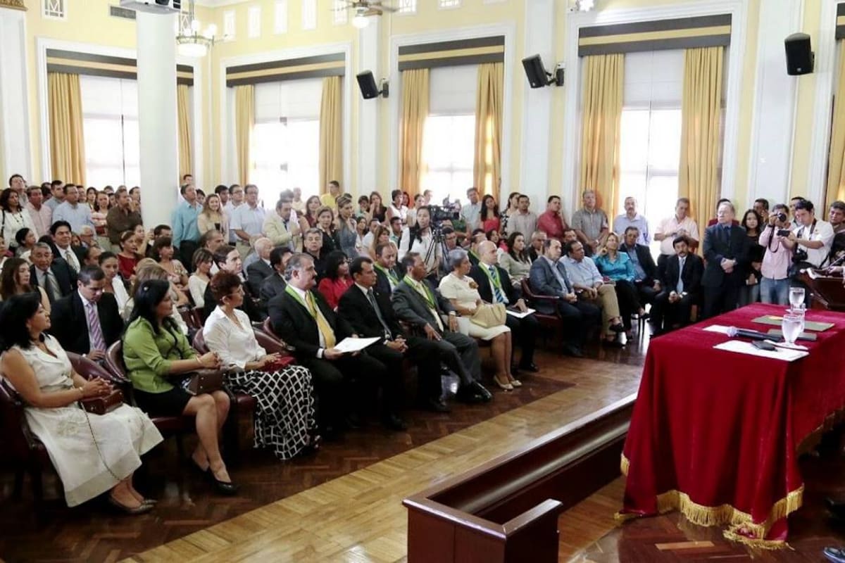 El gobernador de Santander, Richard Aguilar Villa, posesionó a los nuevos integrantes de su gabinete que lo acompañarán en los 14 meses que restan de su gobierno. (Foto: Archivo/VANGUARDIA LIBERAL)