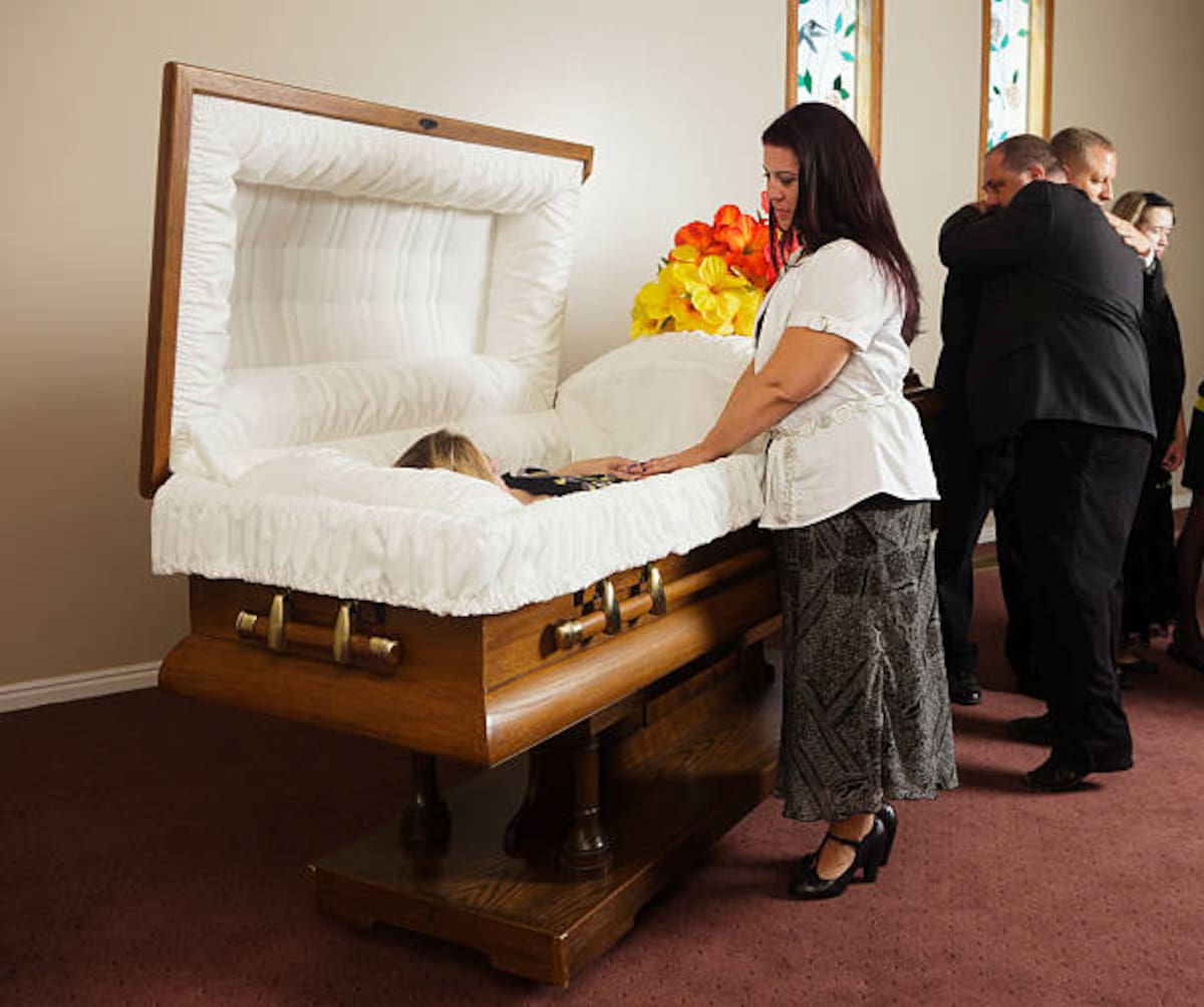 Los familiares de la mujer fallecida todavía esperan recibir las cenizas que, según la funeraria, corresponden a Kimberly Moore.