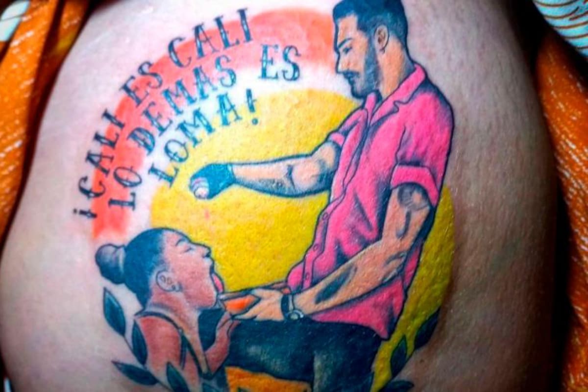 Un caleño se hizo un tatuaje en honor al ‘sinvergüeza’ que está deseando más de una persona. Internet / VANGUARDIA