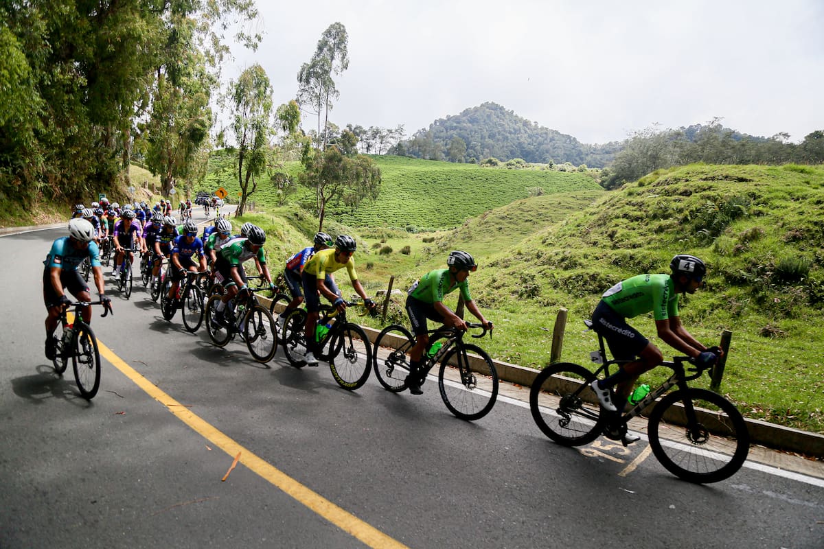 Manizales, Caldas. Septiembre 25 de 2025. En la ciudad de Manizales finalizó la sexta etapa del Clásico RCN con 168,1km pasando por municipios como, Lérida, Líbano y Murillo, de la cual fue ganador el ciclista Diego Camargo del Team Medellín. (Colprensa - Lina Gasca)