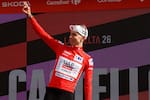 Tadej Pogacar reveló cómo se salvó de caer y el intenso duelo con Enric Mas en La Vuelta