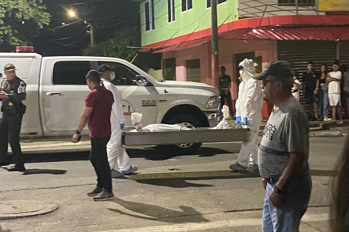Sicarios en motocicleta asesinaron a un joven y dejaron otro herido en Santander