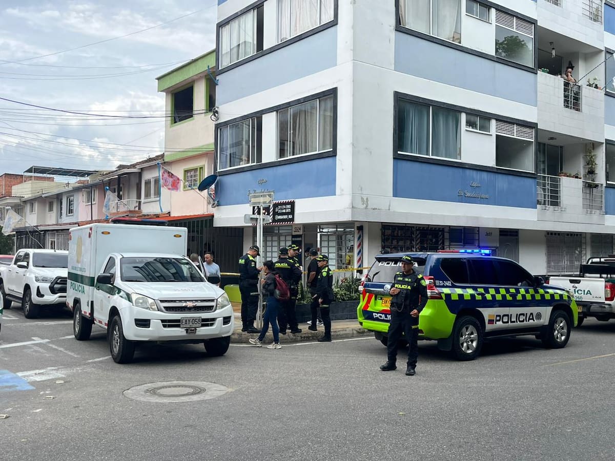 Sicarios ingresaron al establecimiento y dispararon en repetidas ocasiones contra el hombre.