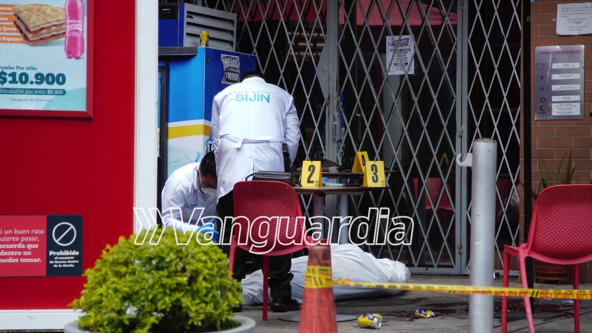 Sicarios mataron a ‘Changuito’ en Floridablanca y terminaron capturados tras enfrentarse con la Policía. Foto tomada por: Marco Valencia/Vanguardia