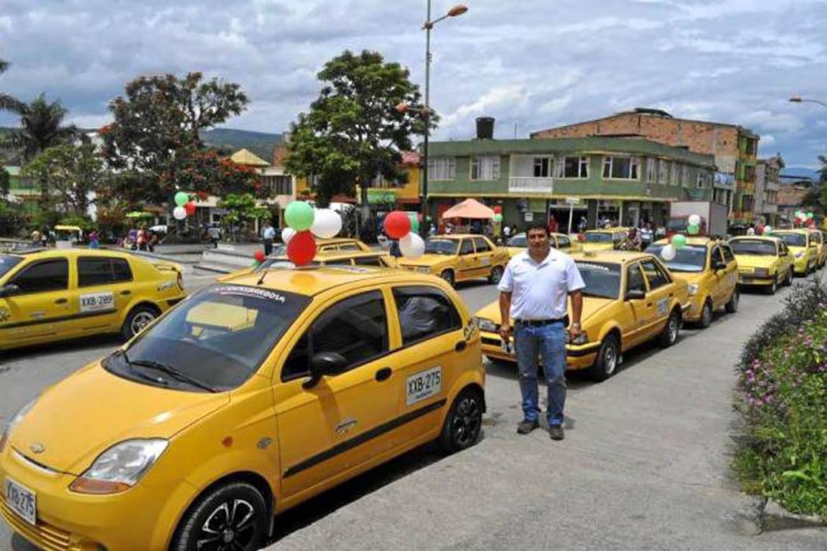 Varios conductores de servicio público y privado han manifestado su inconformismo por el contrato de las fotomultas. (Foto: Archivo/VANGUARDIA LIBERAL )