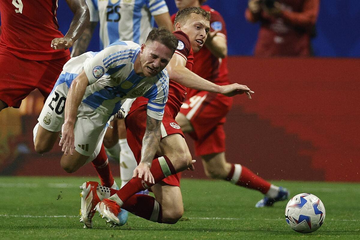 Sin Messi y Di María, Argentina tiene dos grandes dudas en su nómina titular para enfrentar a Colombia. Foto: EFE