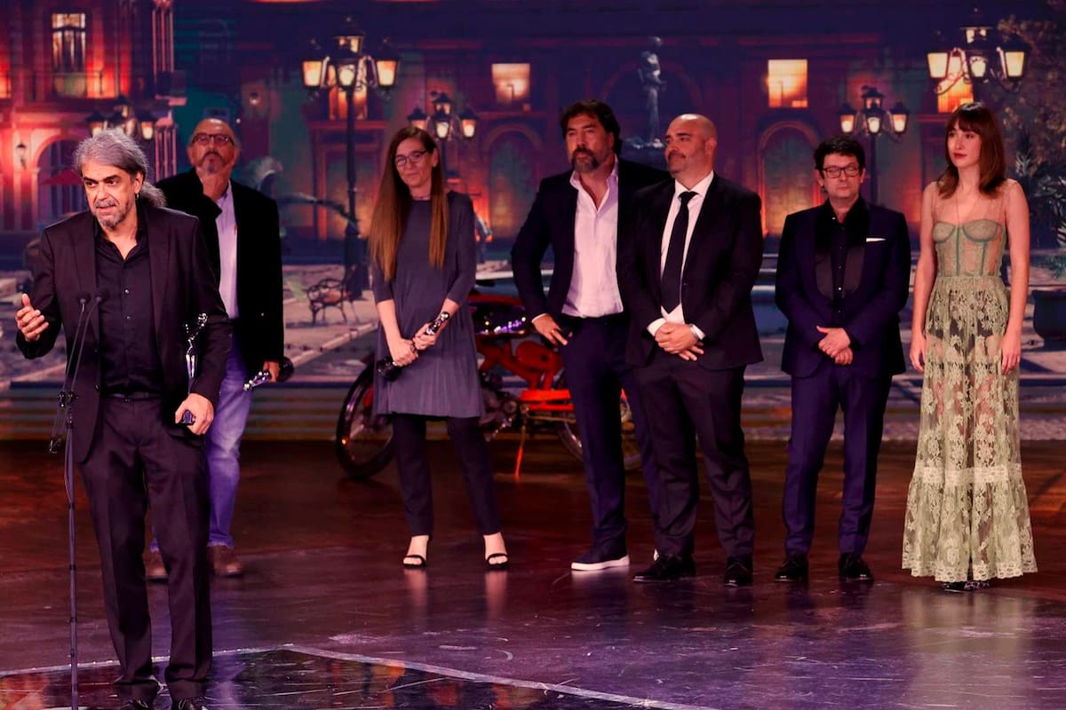 El director Fernando León de Aranoa recibió el premio Platino a la Mejor Película por “El buen patrón” en 2022. Foto Tomada de Internet/VANGUARDIA