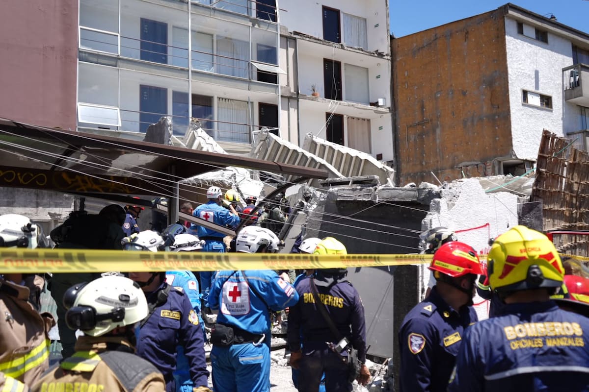 Pereira fue una de las ciudades más afectadas por el terremoto que el Servicio Geológico Colombiano reportó a las 7:34 a. m. y alcanzó una magnitud de 7,4, con una profundidad calculada por esa entidad en 88 kilómetros. Fotos: Santiago Álvarez / Colprensa
