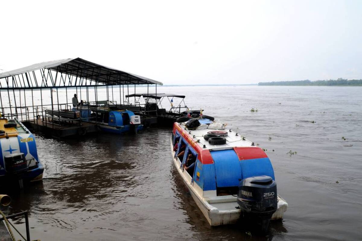 ‘La Barranqueña’, como era llamada la chalupa que se accidentó en el río Magdalena en inmediaciones de Pinillos, Bolívar, partío de Barrancabermeja, Santander, el pasado viernes hacia las 6:00 de la mañana. Esta tenía como destino el municipio de Magangué, Bolívar. (Foto: Édgar Pernett/ VANGUARDIA LIBERAL)