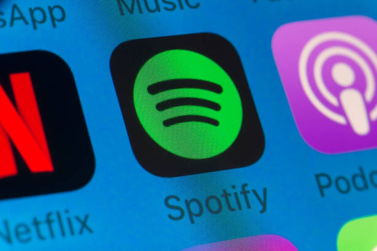 Páginas falsas de Spotify roban cuentas y tarjetas usando sitios confiables.