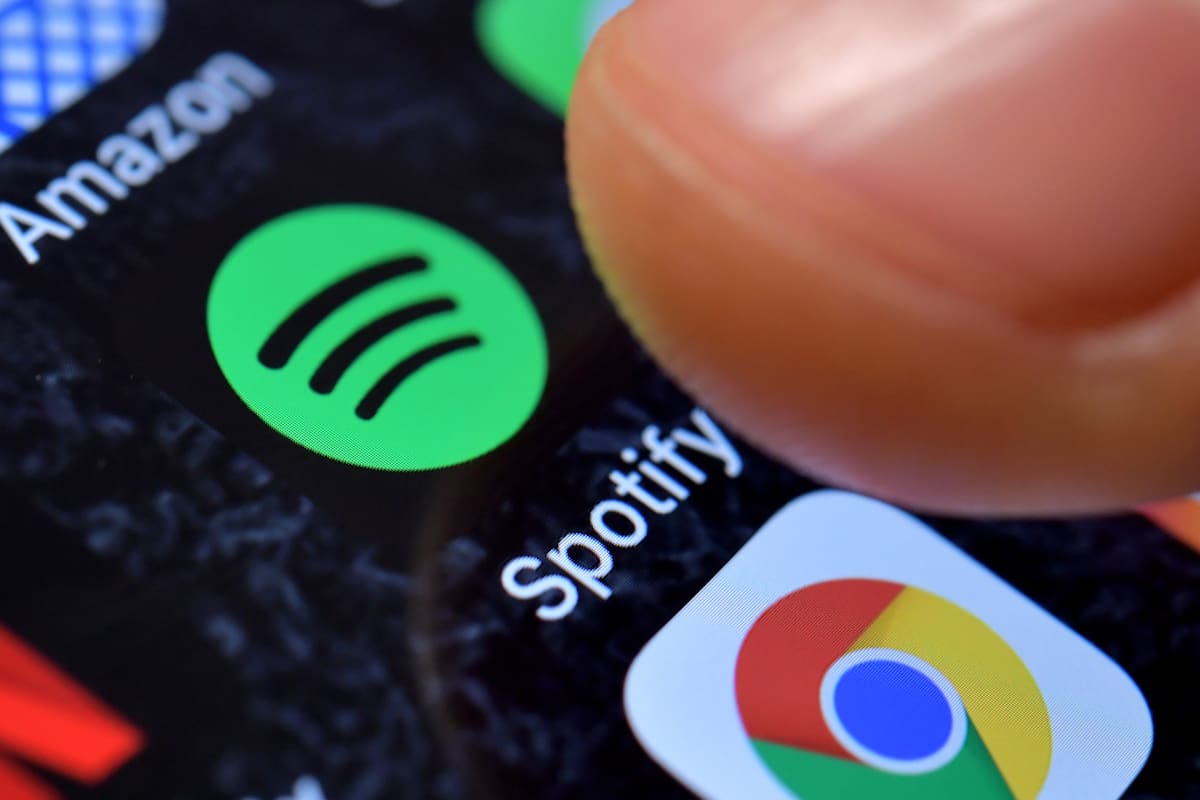 Páginas falsas de Spotify roban cuentas y tarjetas usando sitios confiables.