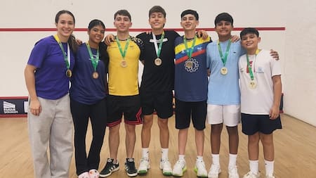 El squash de Santander brilló en la Válida Nacional y obtuvo cupos para el Sudamericano