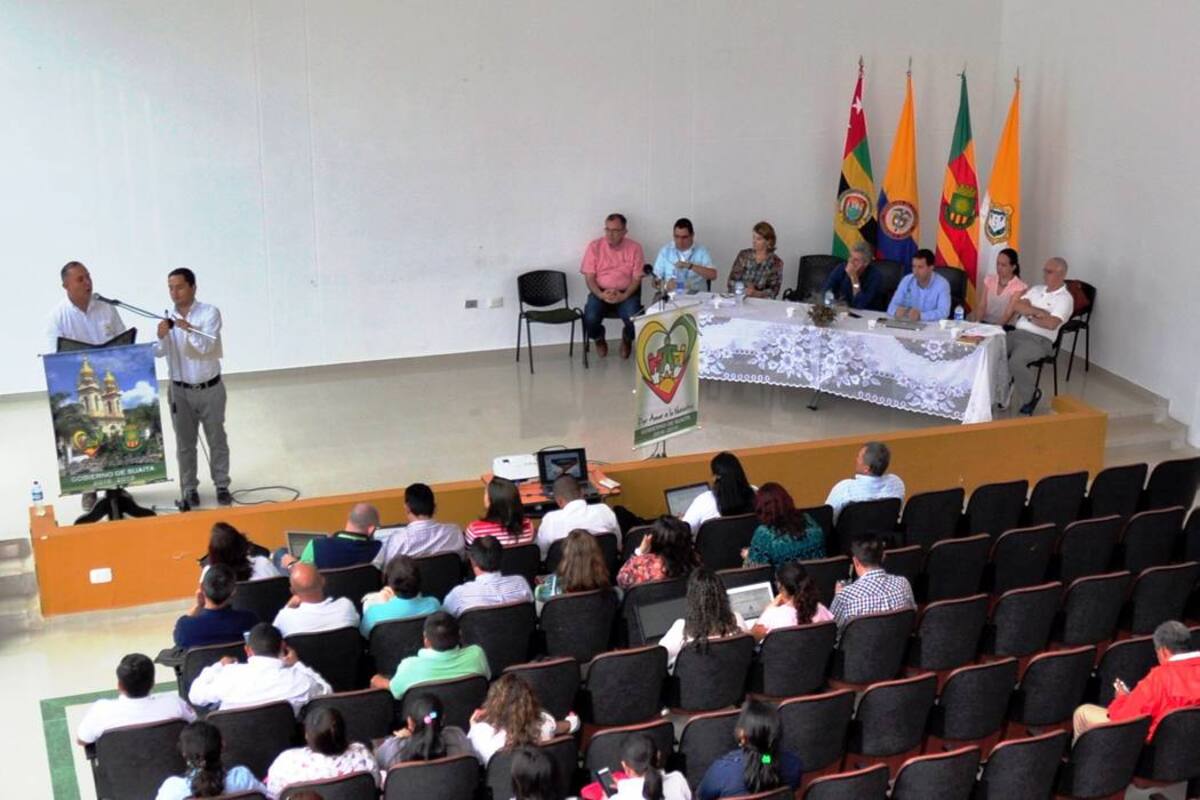 Recientemente hizo presencia la comisión de la OPS en Suaita, donde tuvieron oportunidad de conocer las estadísticas y el trabajo desarrollado por la Secretaría de Salud departamental. (Foto: Luis Fernando Martínez Vargas/VANGUARDIA LIBERAL)