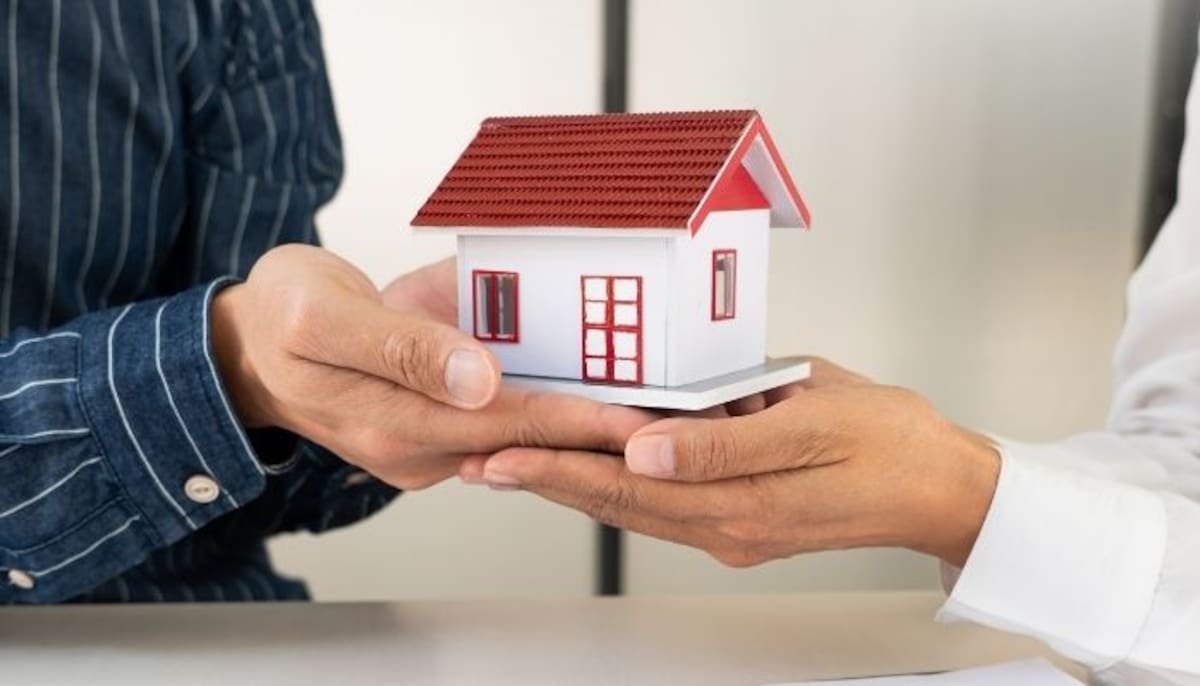 El Ministerio de Vivienda gira el subsidio directamente al arrendador. Cuando el pago se retrasa, son las familias las que se endeudan para no perder la vivienda.