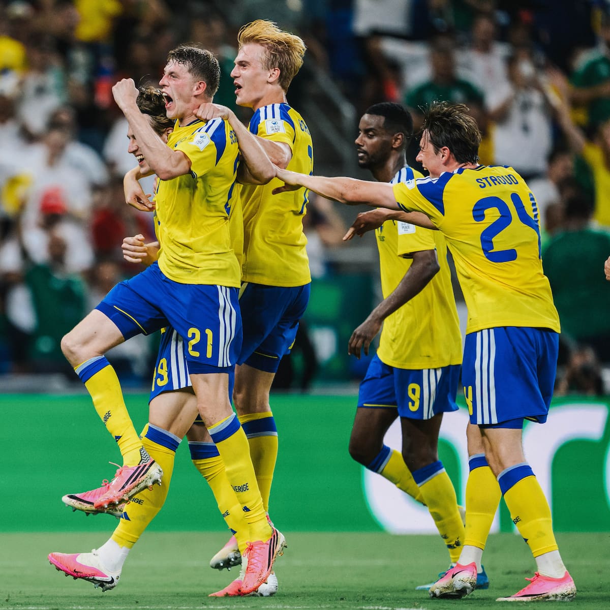 La selección de Suecia logró una importante victoria por 5-1 contra Túnez este domingo, lo que la posiciona como líder del Grupo F. Foto: Selección de Suecia.