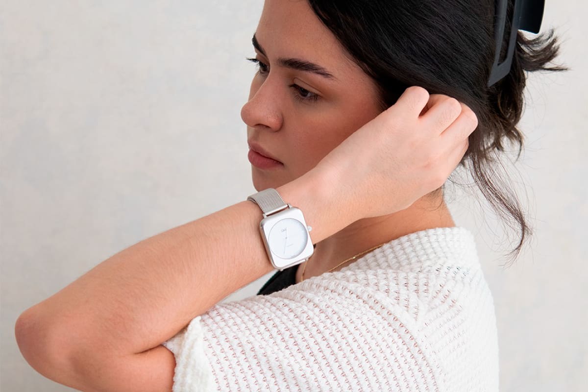 Suministrada Relojes W / VANGUARDIA