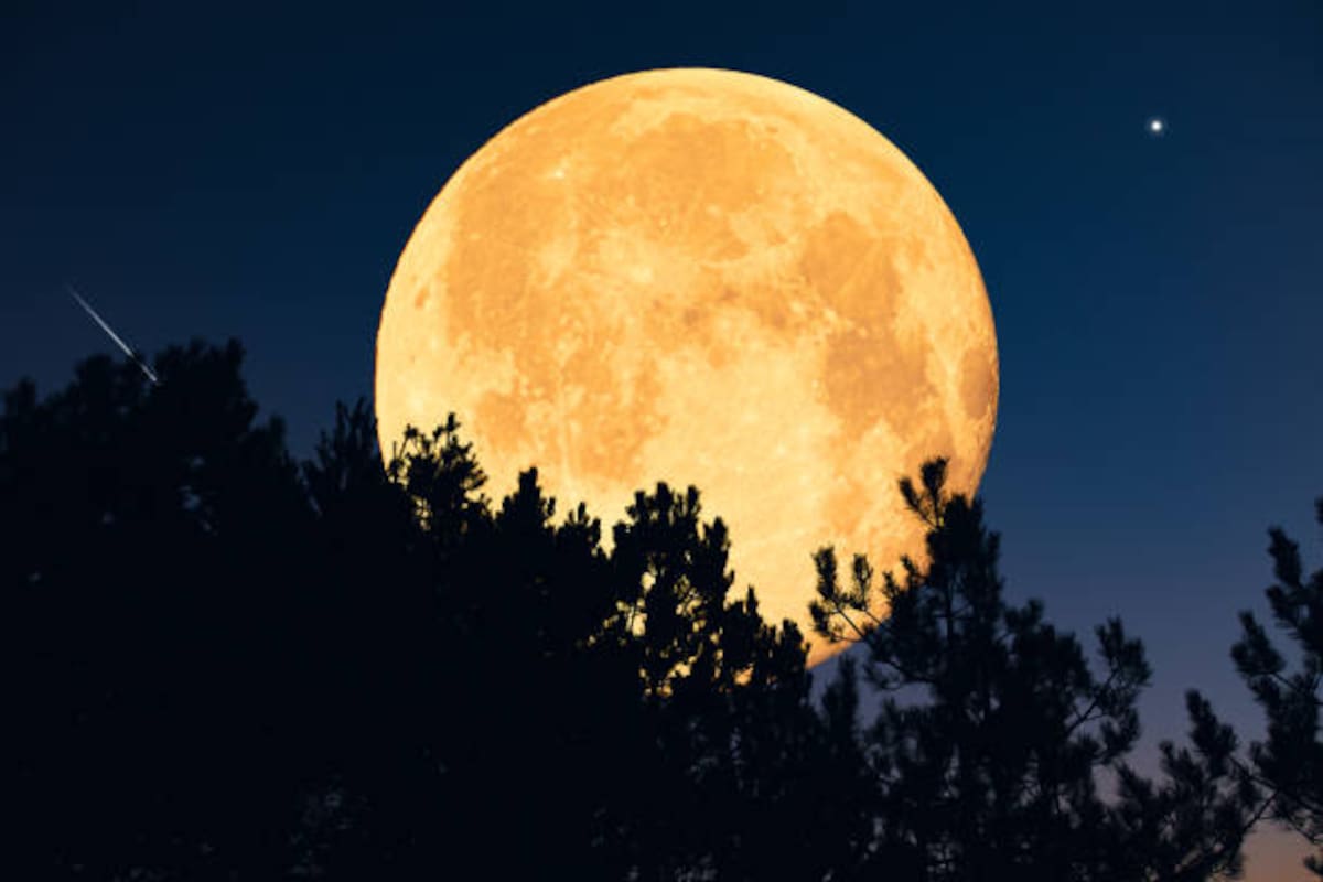 La superluna del 4 de diciembre se acercará más que nunca y brillará con intensidad.