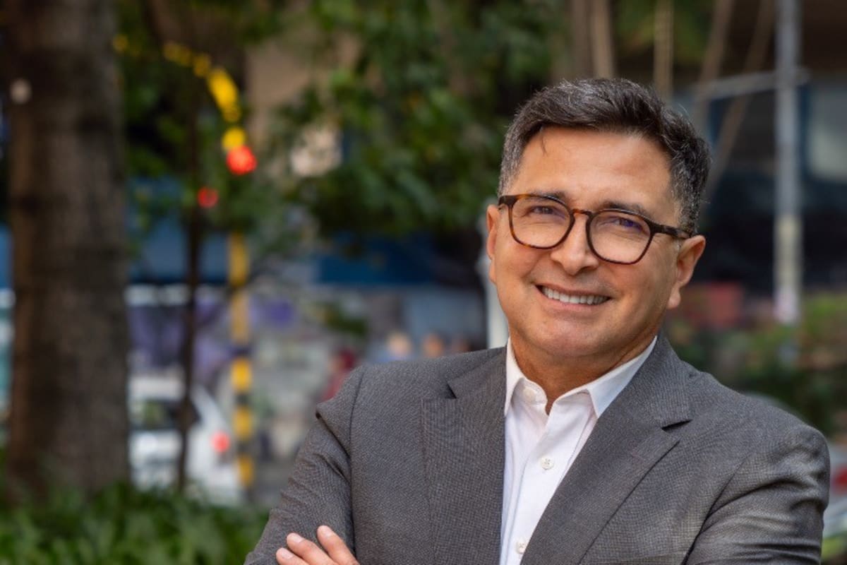 Ricardo Agudelo Sedano, actual Superintendente de Notariado y Registro, quien estuvo hace unas semanas en Sabana de Torres.