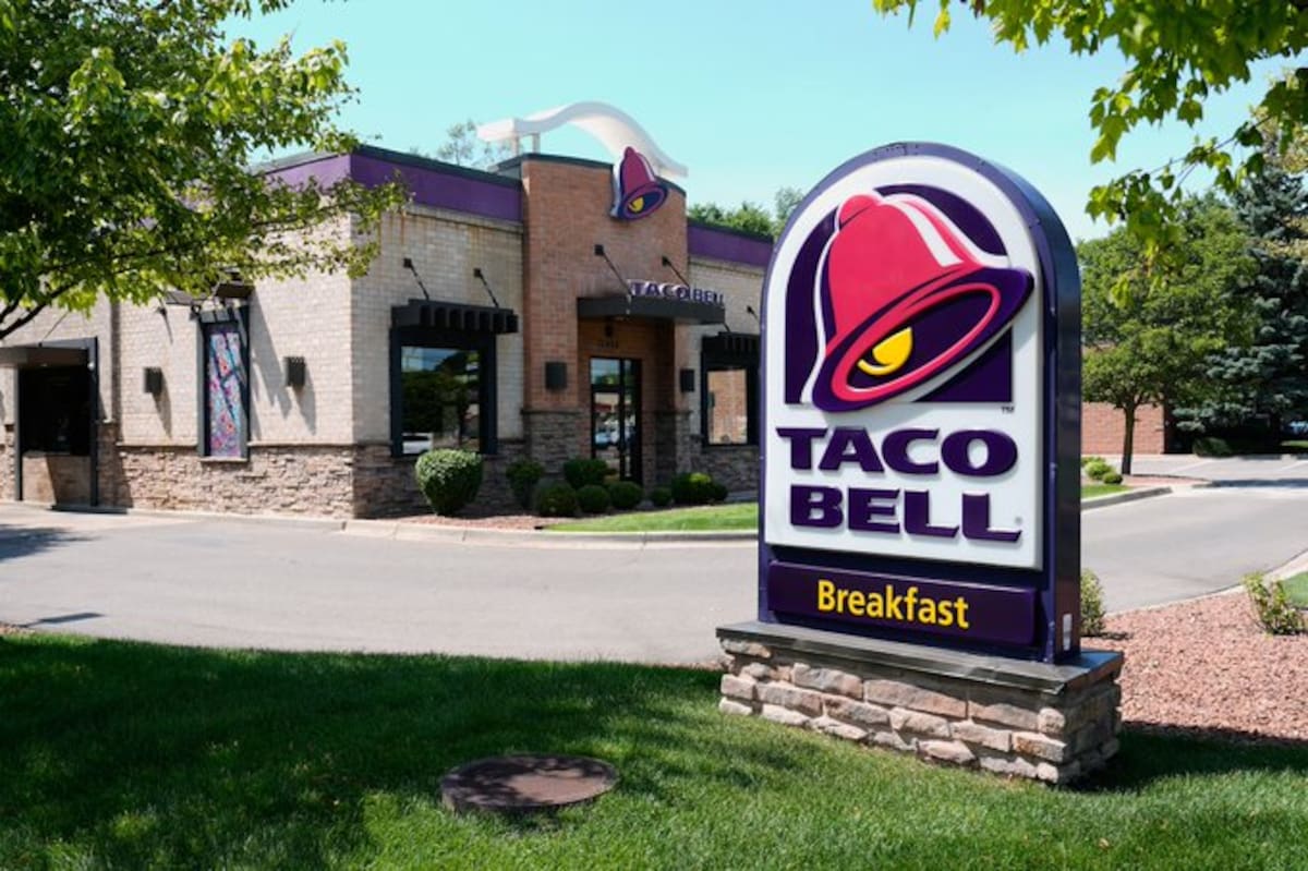 El brote de diarrea explosiva por Cyclospora afecta ya 34 estados en Estados Unidos. Es el mayor que se haya conocido en ese país. Las autoridades investigan a Taco Bell por su posible vínculo con el brote, pero aún no está claro el origen.