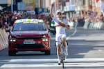 Pogacar arrasa en la Lieja-Bastoña-Lieja 2026: cuarto título en homenaje a un colombiano, Egan Bernal brilló en el Top 5