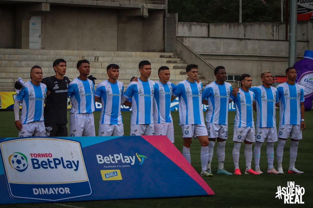 ¡Tarde soñada en Piedecuesta! Michell Díaz se vistió de héroe y Real Santander volvió a ganar. Foto: Real Santander