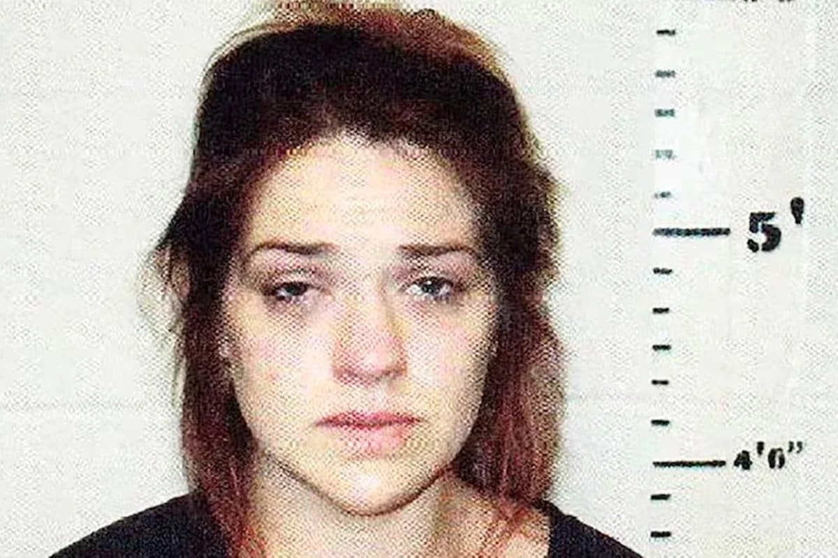 La mujer que fingió un embarazo, asesinó a su amiga y robó a su bebé no nacido se convirtió en una de las asesinas más infames de la historia moderna de Texas y fue condenada a muerte por su crimen atroz.