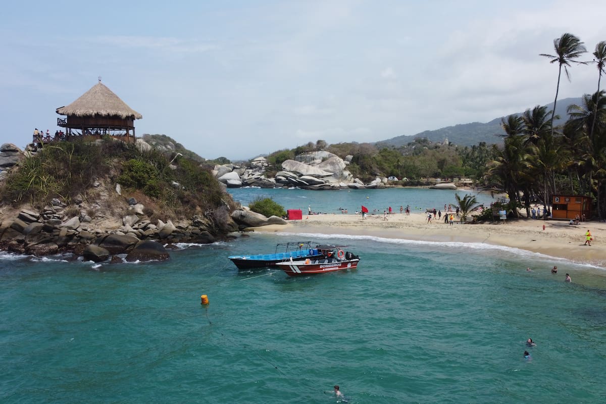Tayrona mantiene restricciones y suspenden actividades en la Sierra Nevada de Santa Marta. | Foto: Colprensa / Vanguardia