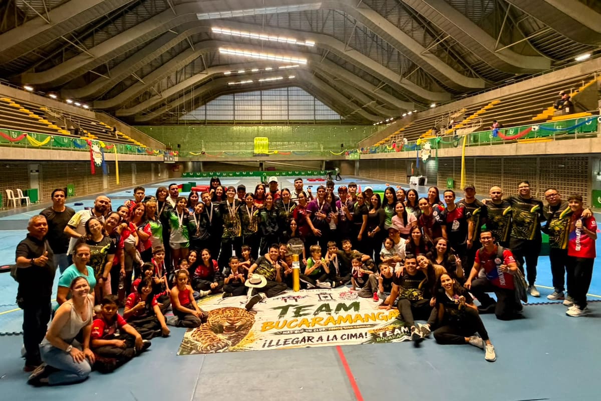 Team Bucaramanga hace historia en Medellín: campeón general del Open Feria de las Flores 2026 de taekwondo. Foto: Cortesía/Vanguardia