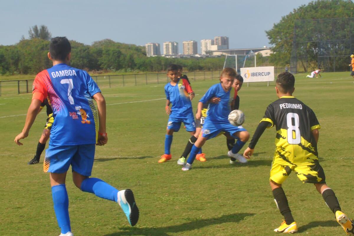 El Team Incomesa debutó con triunfo en el prestigioso certamen IberCup.
