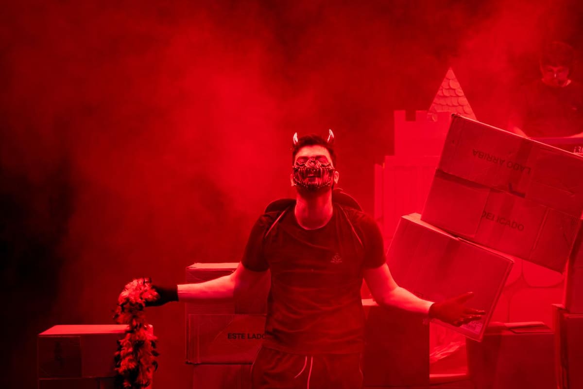 Teatro en Bucaramanga: ‘Historias Fantásticas’ convierte al público en protagonista de una aventura improvisada. Foto suministrada/VANGUARDIA