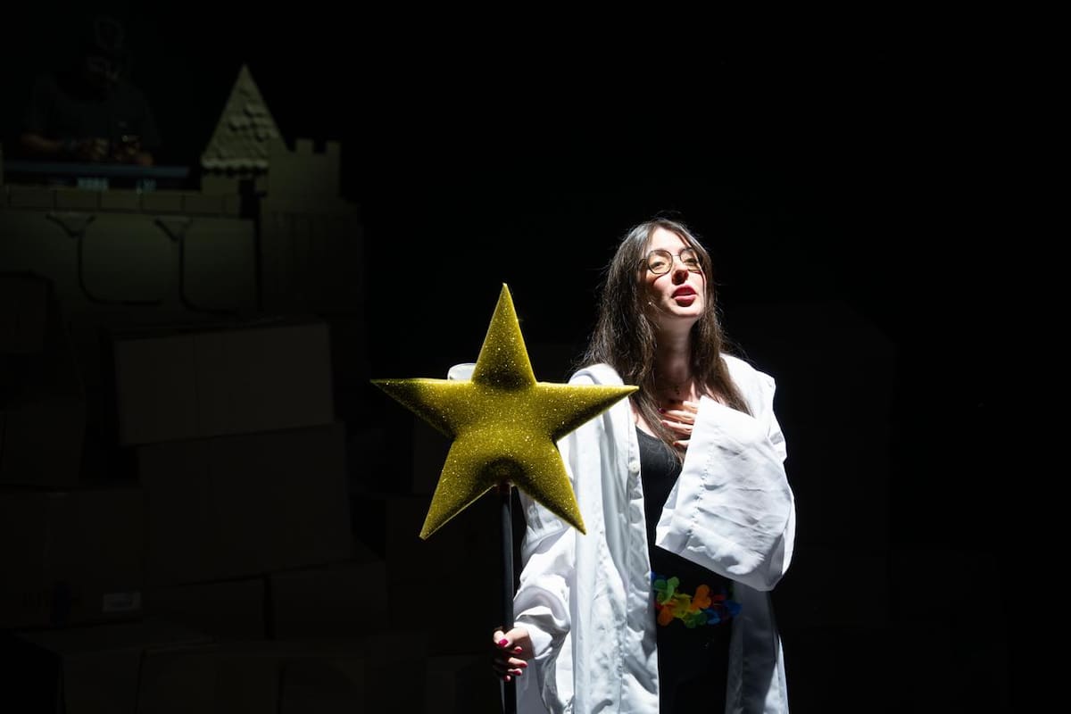 Teatro en Bucaramanga: ‘Historias Fantásticas’ convierte al público en protagonista de una aventura improvisada. Foto suministrada/VANGUARDIA