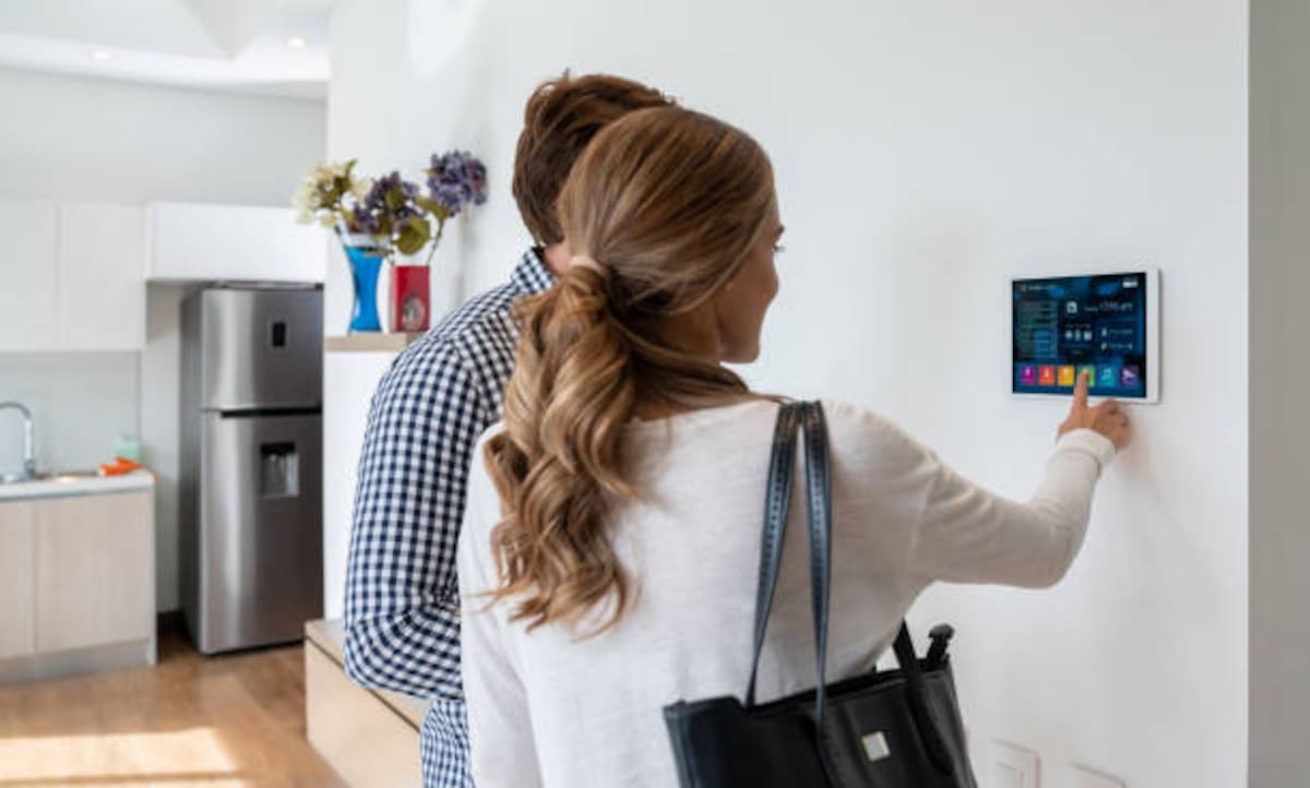 Más colombianos viven en arriendo y la tecnología está transformando su día a día.
