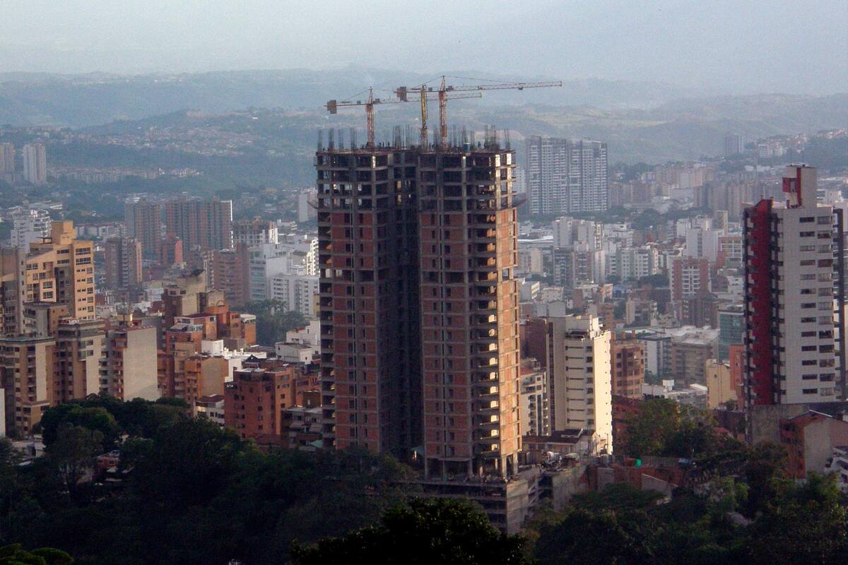 Los hogares interesados solo deben solicitar el beneficio de tasa de interés en el establecimiento de crédito que vaya a financiar la compra de su vivienda y realizar el trámite en la entidad. (Foto: Colprensa / VANGUARDIA)