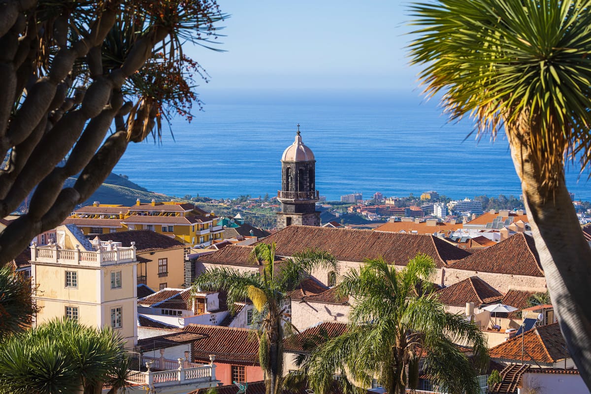 Tenerife es la isla más extensa de Canarias y la segunda de España.