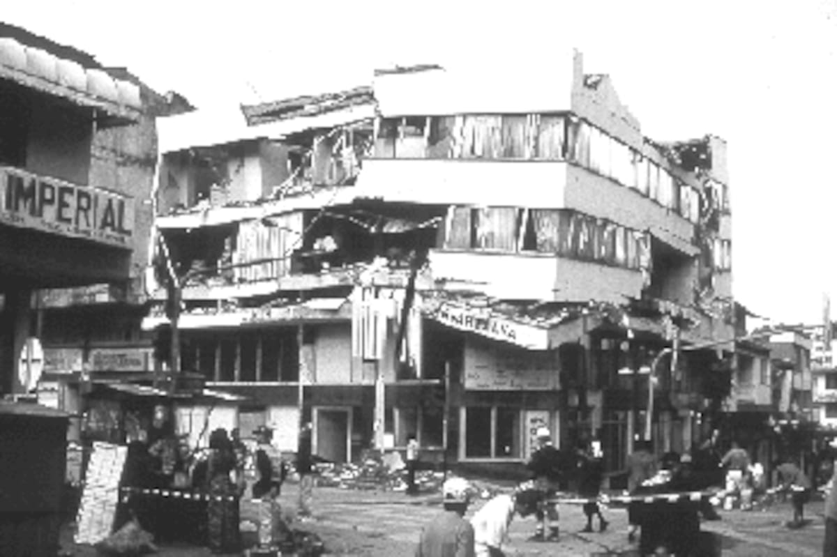 Terremoto en Colombia, enero 25 de 1999 Foto: Revista EIRD Informa - América Latina y el Caribe