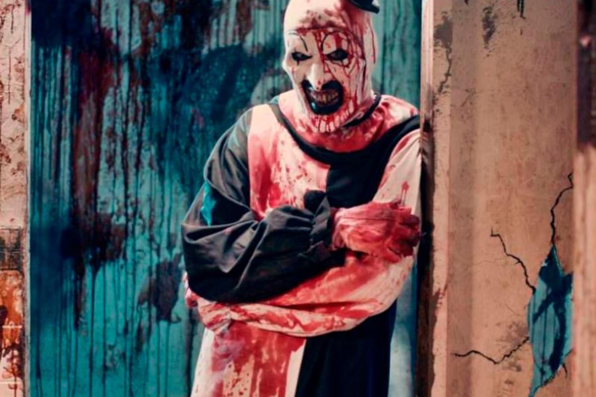 “Generación Low Cost” y “Terrifier 2: El payaso siniestro” son las películas que llegan a la cartelera de la ciudad. Internet / VANGUARDIA