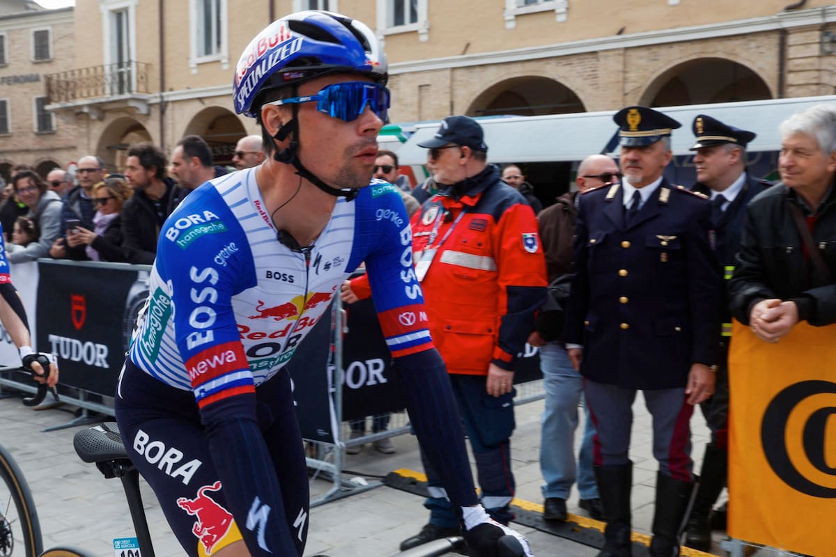 Camerino (Italy), 14/03/2026.- Slovenian rider Primoz Roglic of team Red Bull BORA hansgrohe prior the 6th stage of the Tirreno-Adriatico cycling race over 188km from San Severino Marche to Camerino, Italy, 14 March 2026. (Ciclismo, Italia) EFE/EPA/ROBERTO BETTINI