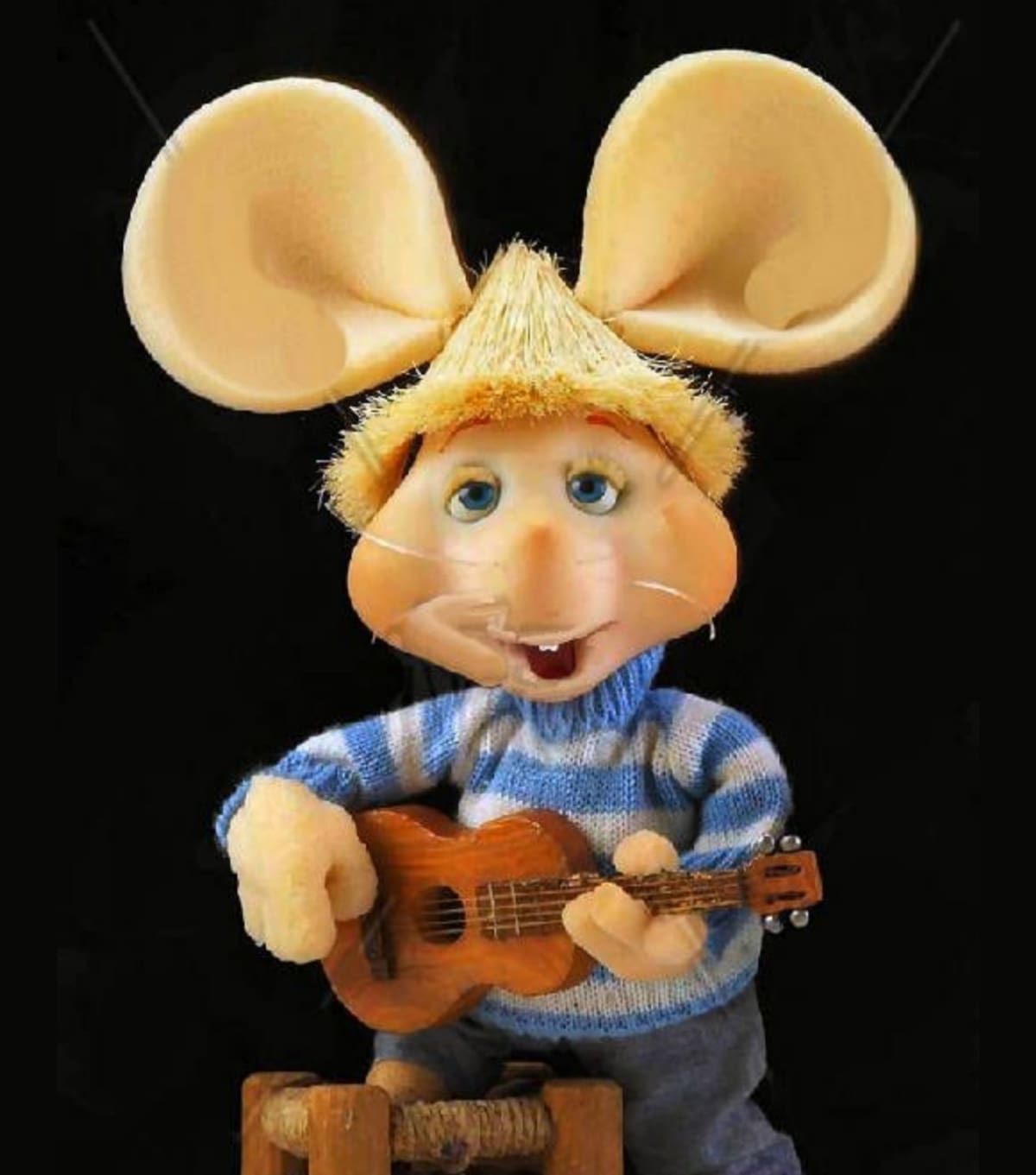Topo Gigio fue un entrañable títere y personaje de la televisión infantil creado en Italia en 1958 por la artista y titiritera Maria Perego.